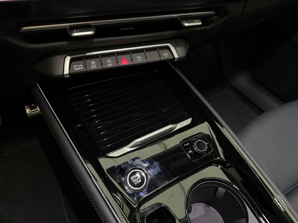Audi Q3 Sportback nuova a Avellino (19)