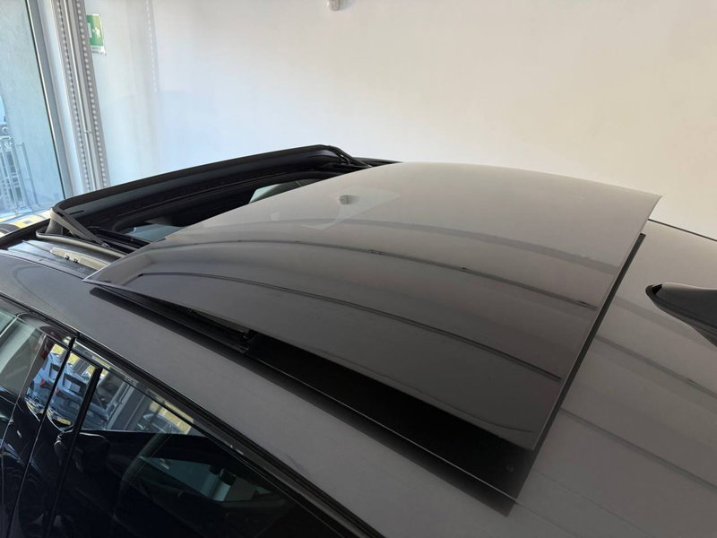 Audi Q3 Sportback nuova a Avellino (6)