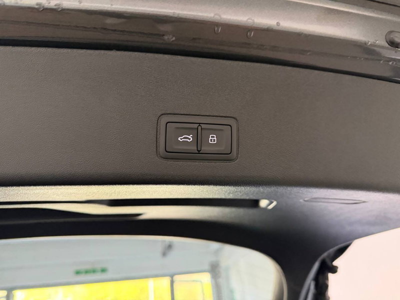 Audi Q3 Sportback nuova a Avellino (8)