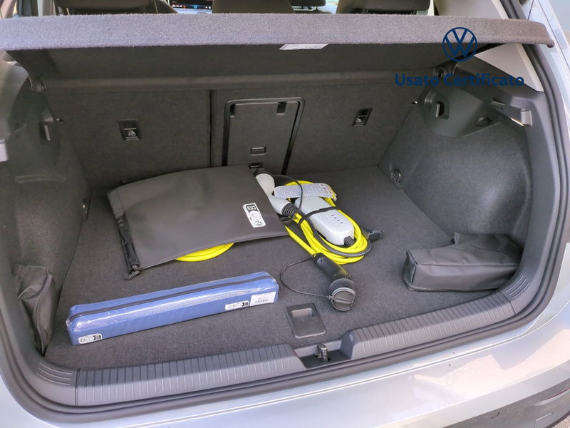 Volkswagen Golf nuova a Avellino (11)