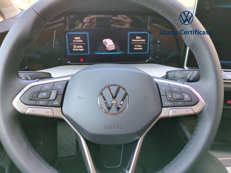 Volkswagen Golf nuova a Avellino (16)