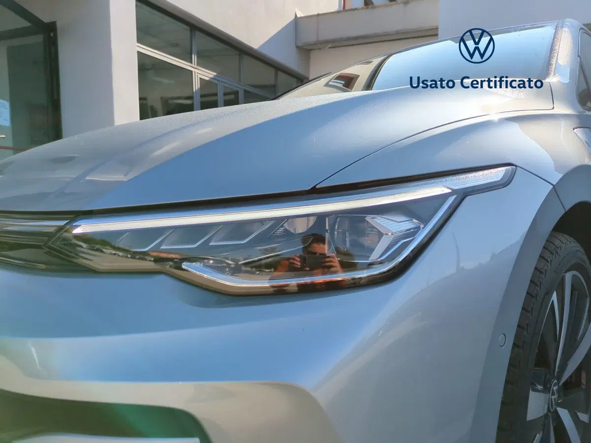 Volkswagen Golf nuova a Avellino (9)
