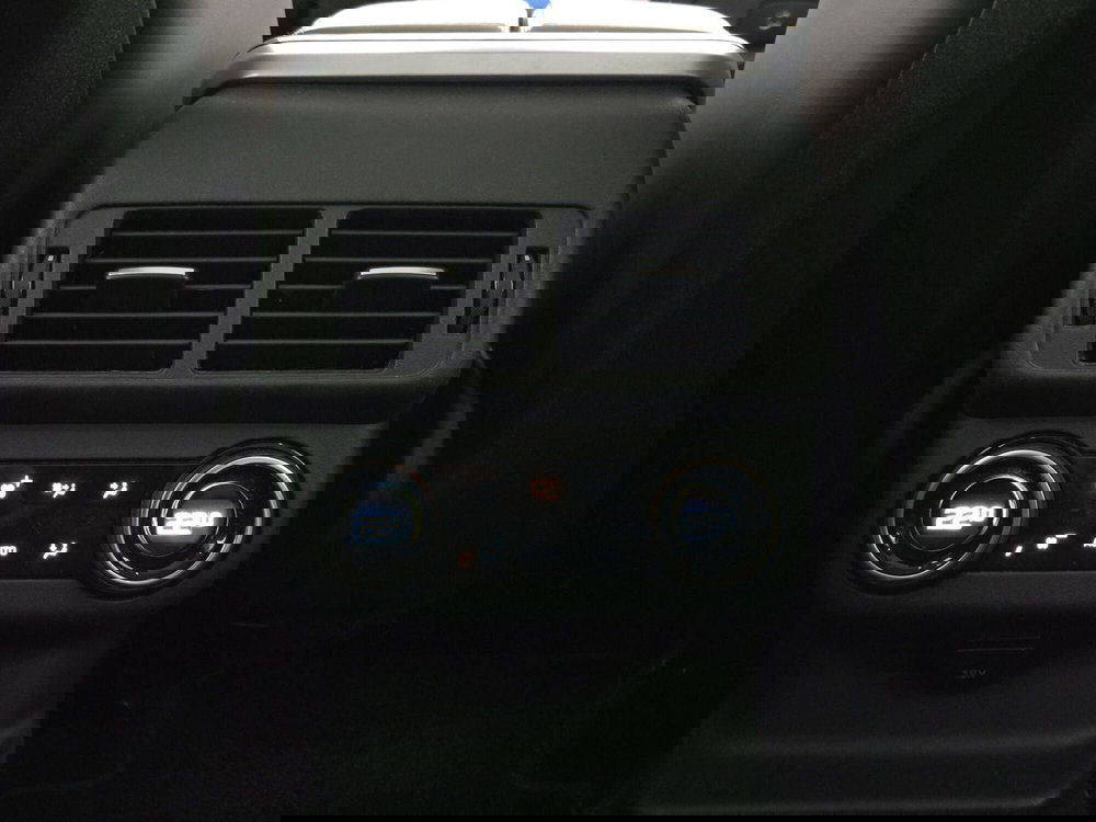 Land Rover Range Rover Velar usata a Alessandria (19)