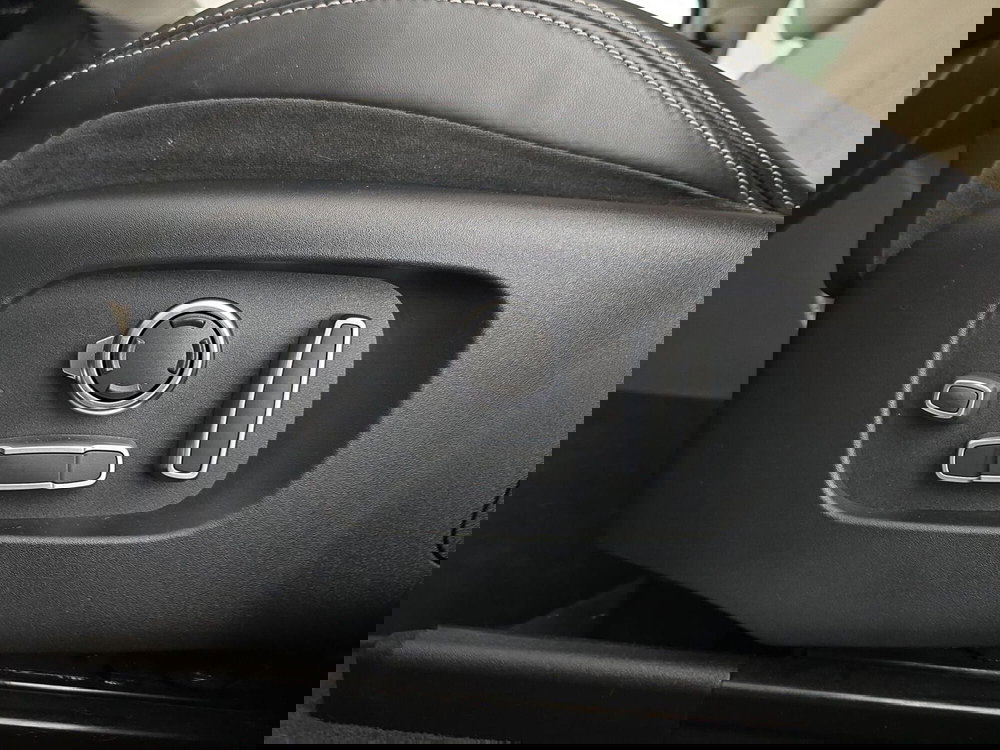 Land Rover Range Rover Velar usata a Alessandria (20)