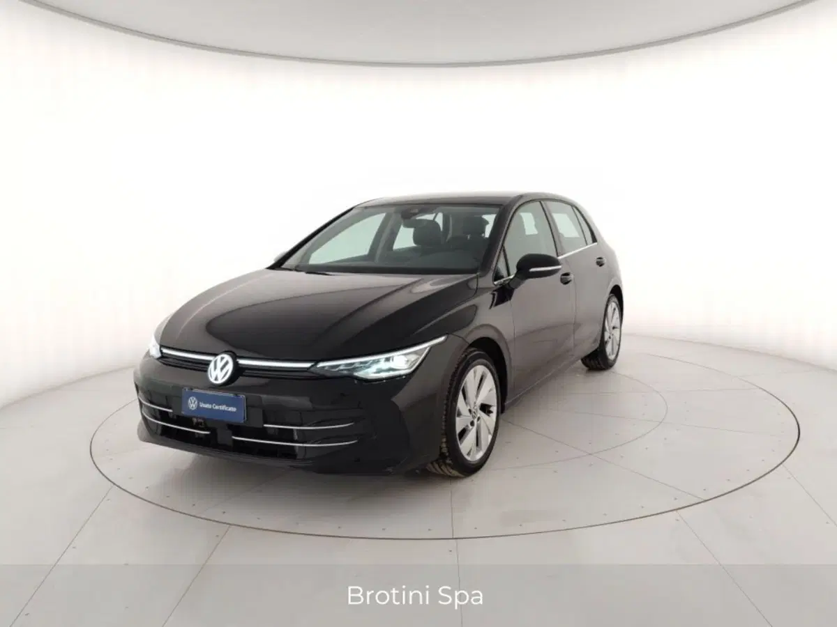 Volkswagen Golf usata a Massa-Carrara