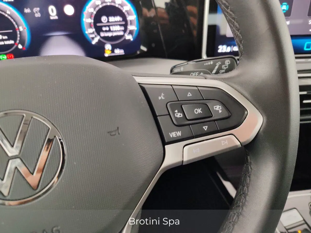 Volkswagen Golf usata a Massa-Carrara (14)