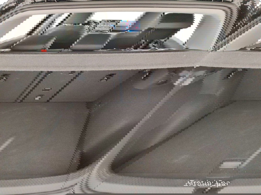 Volkswagen Golf usata a Massa-Carrara (17)