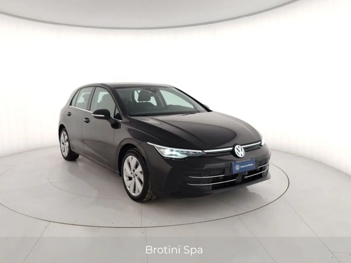 Volkswagen Golf usata a Massa-Carrara (4)