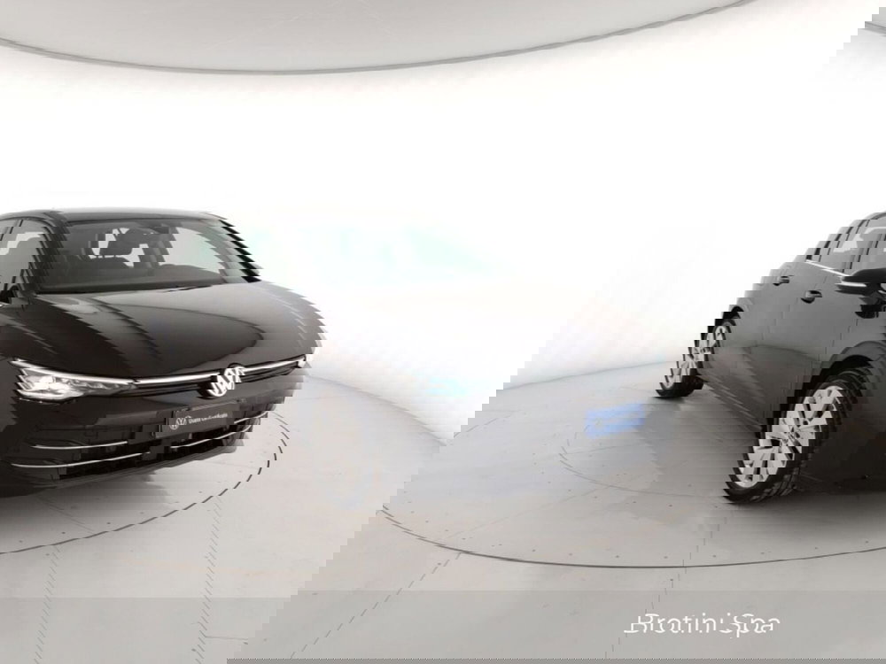 Volkswagen Golf usata a Massa-Carrara (4)