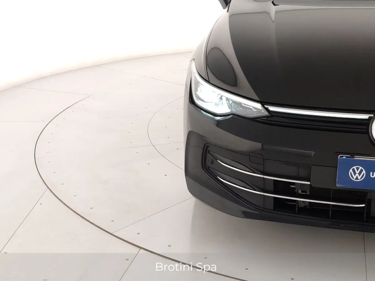 Volkswagen Golf usata a Massa-Carrara (5)