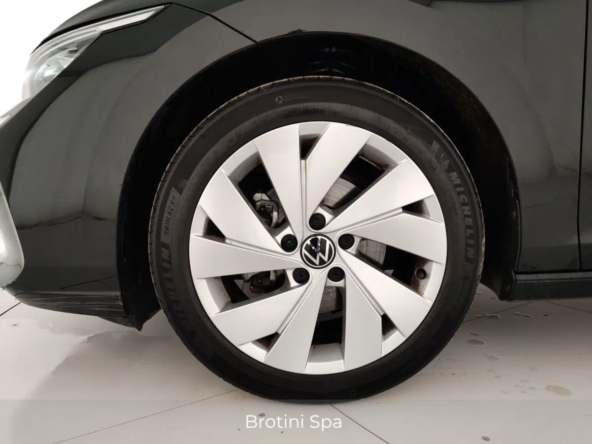 Volkswagen Golf usata a Massa-Carrara (6)