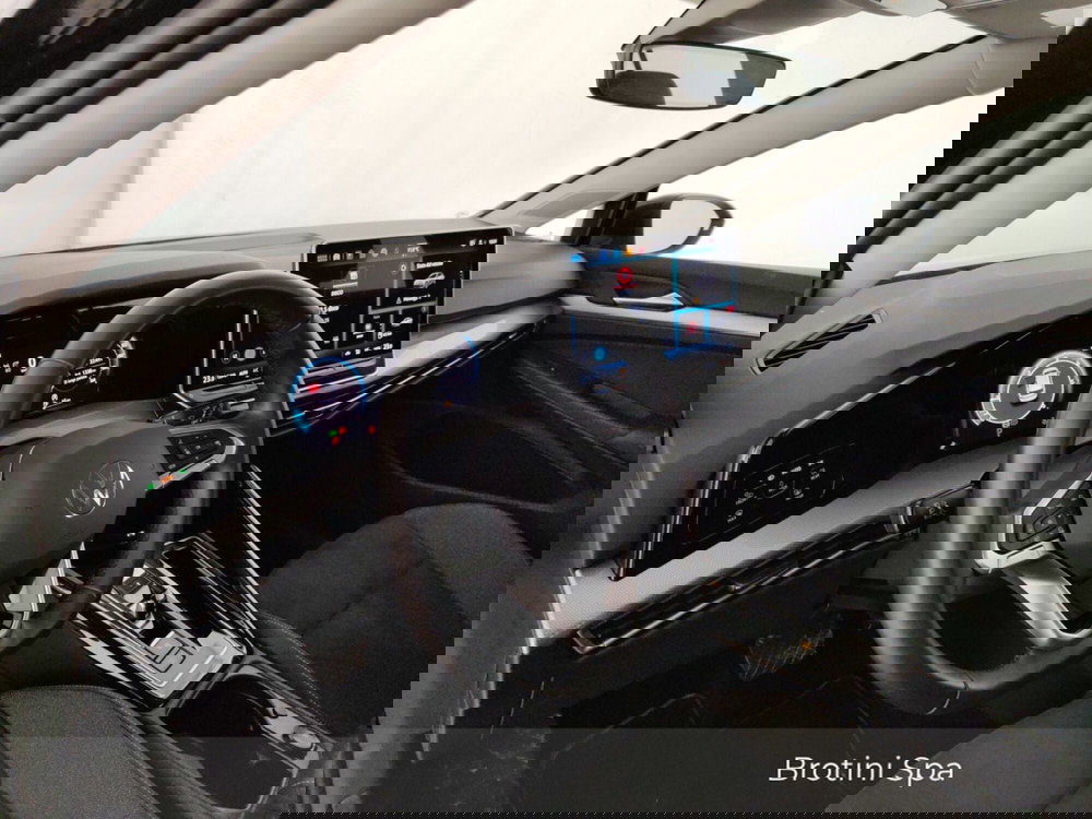 Volkswagen Golf usata a Massa-Carrara (8)