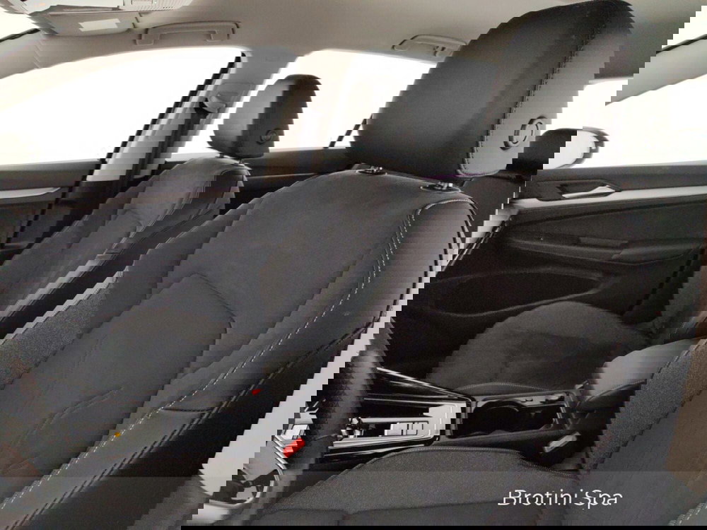 Volkswagen Golf usata a Massa-Carrara (9)