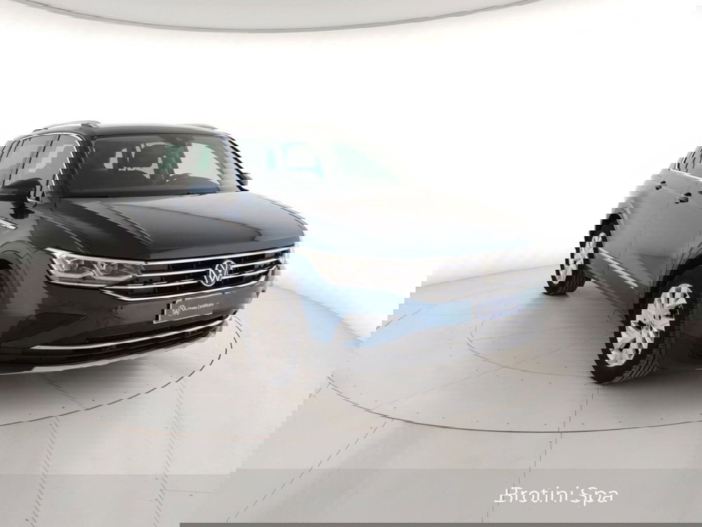 Volkswagen Tiguan usata a Massa-Carrara (4)