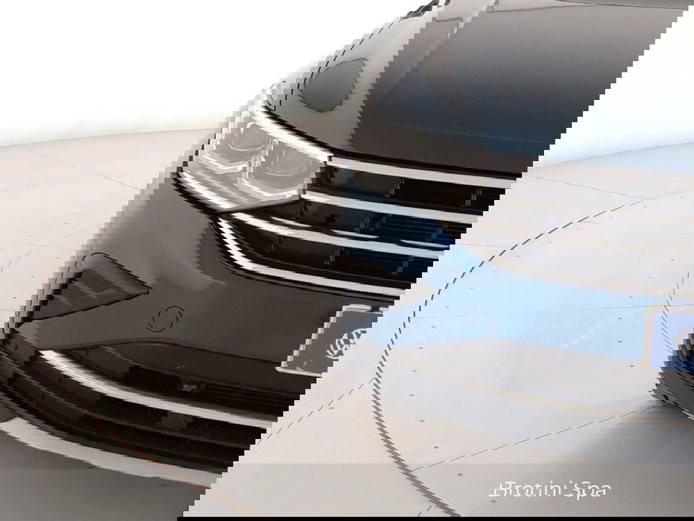 Volkswagen Tiguan usata a Massa-Carrara (5)