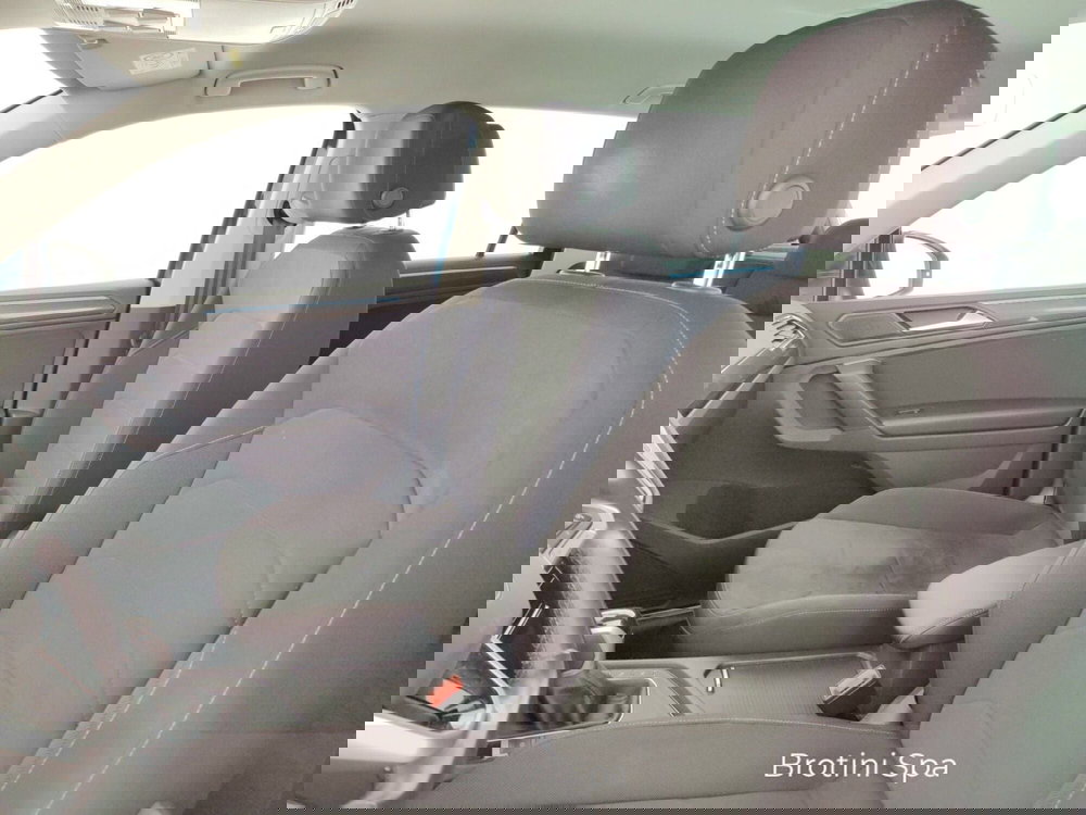 Volkswagen Tiguan usata a Massa-Carrara (9)