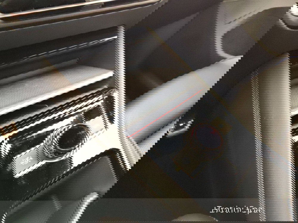 Volkswagen Tiguan usata a Massa-Carrara (11)