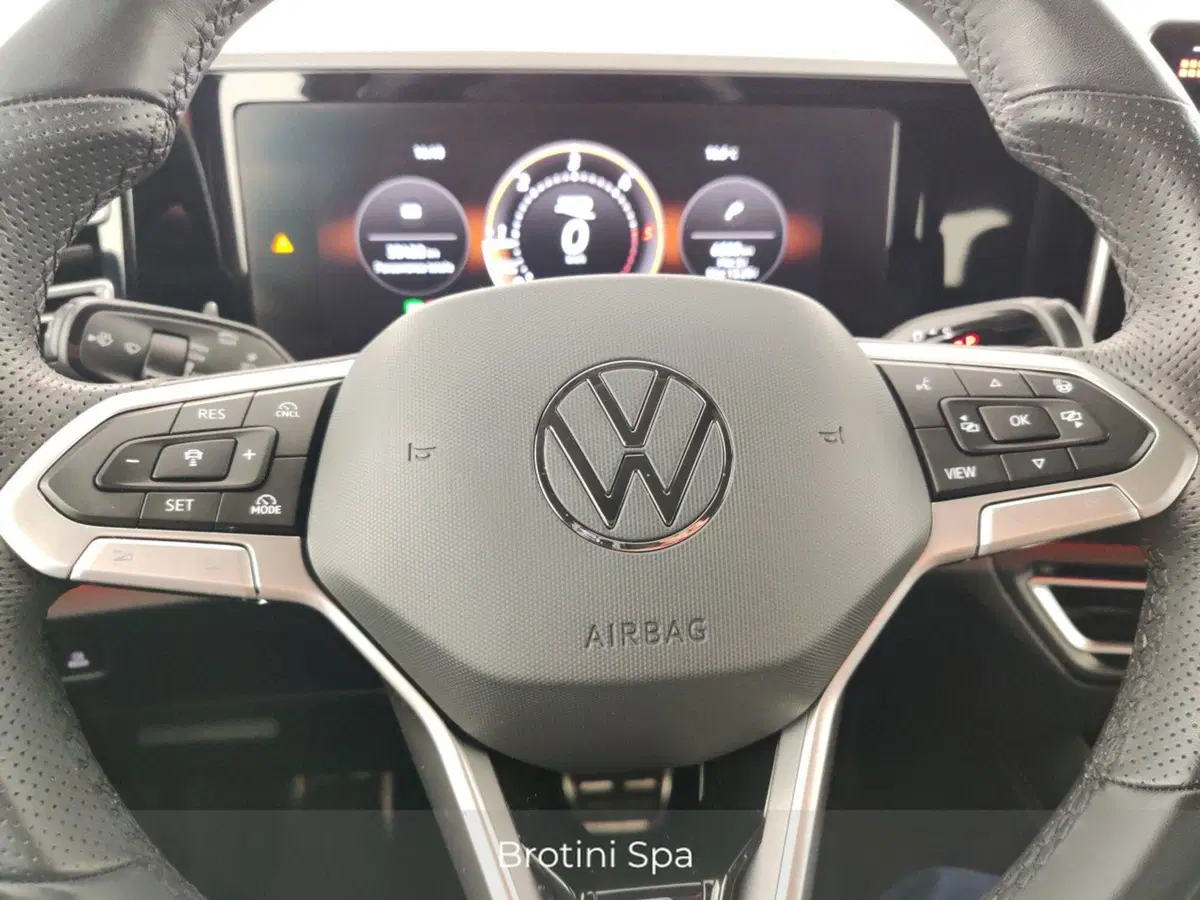 Volkswagen Tiguan usata a Massa-Carrara (15)