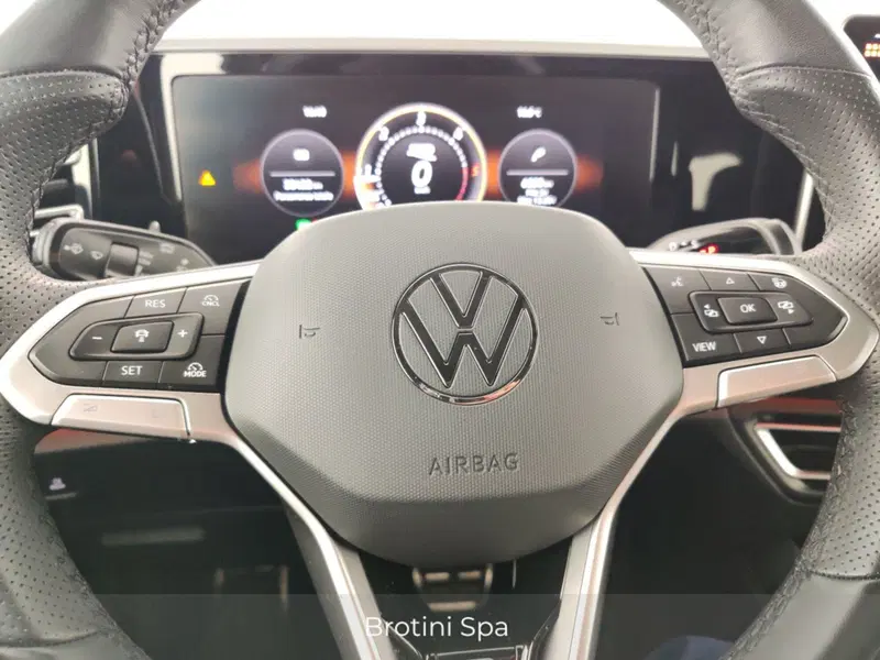 Volkswagen Tiguan usata a Massa-Carrara (15)