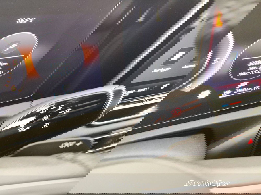 Volkswagen Tiguan usata a Massa-Carrara (16)