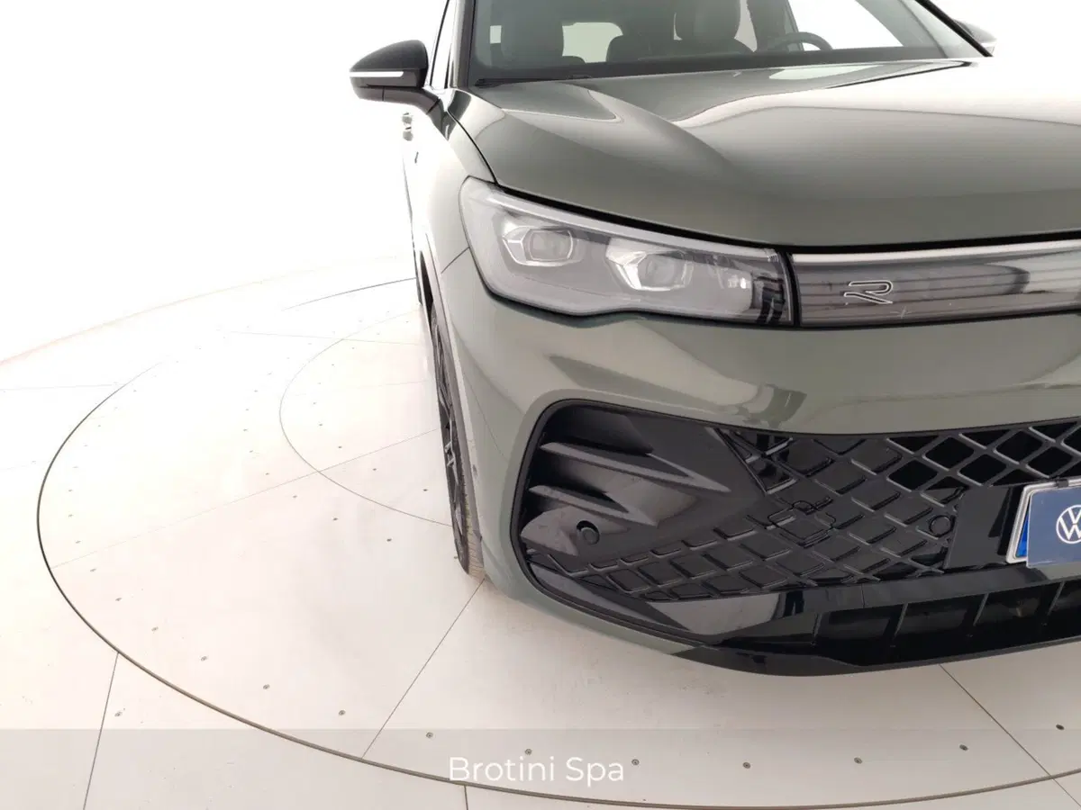 Volkswagen Tiguan usata a Massa-Carrara (5)