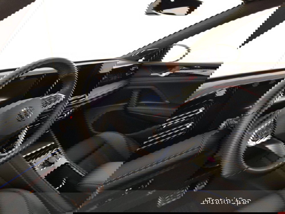 Volkswagen Tiguan usata a Massa-Carrara (7)