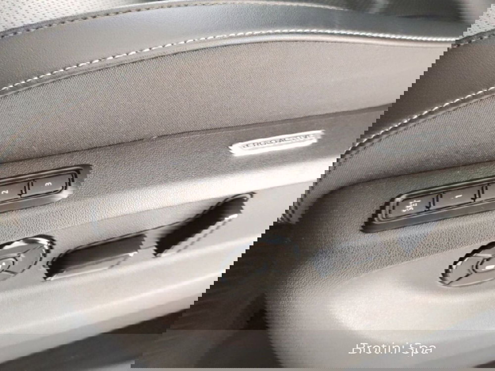 Volkswagen Tiguan usata a Massa-Carrara (9)