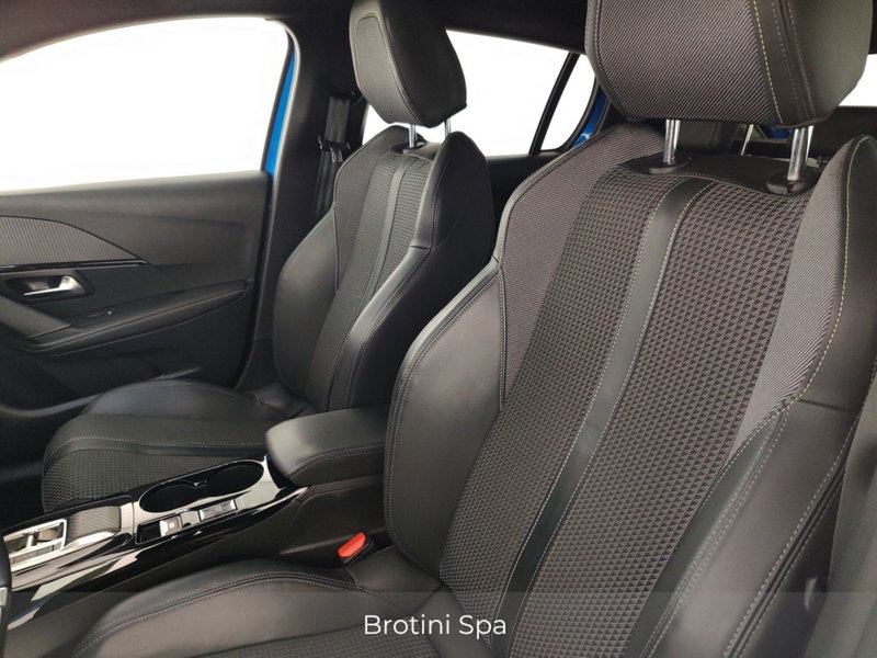 Peugeot 208 usata a Massa-Carrara (9)