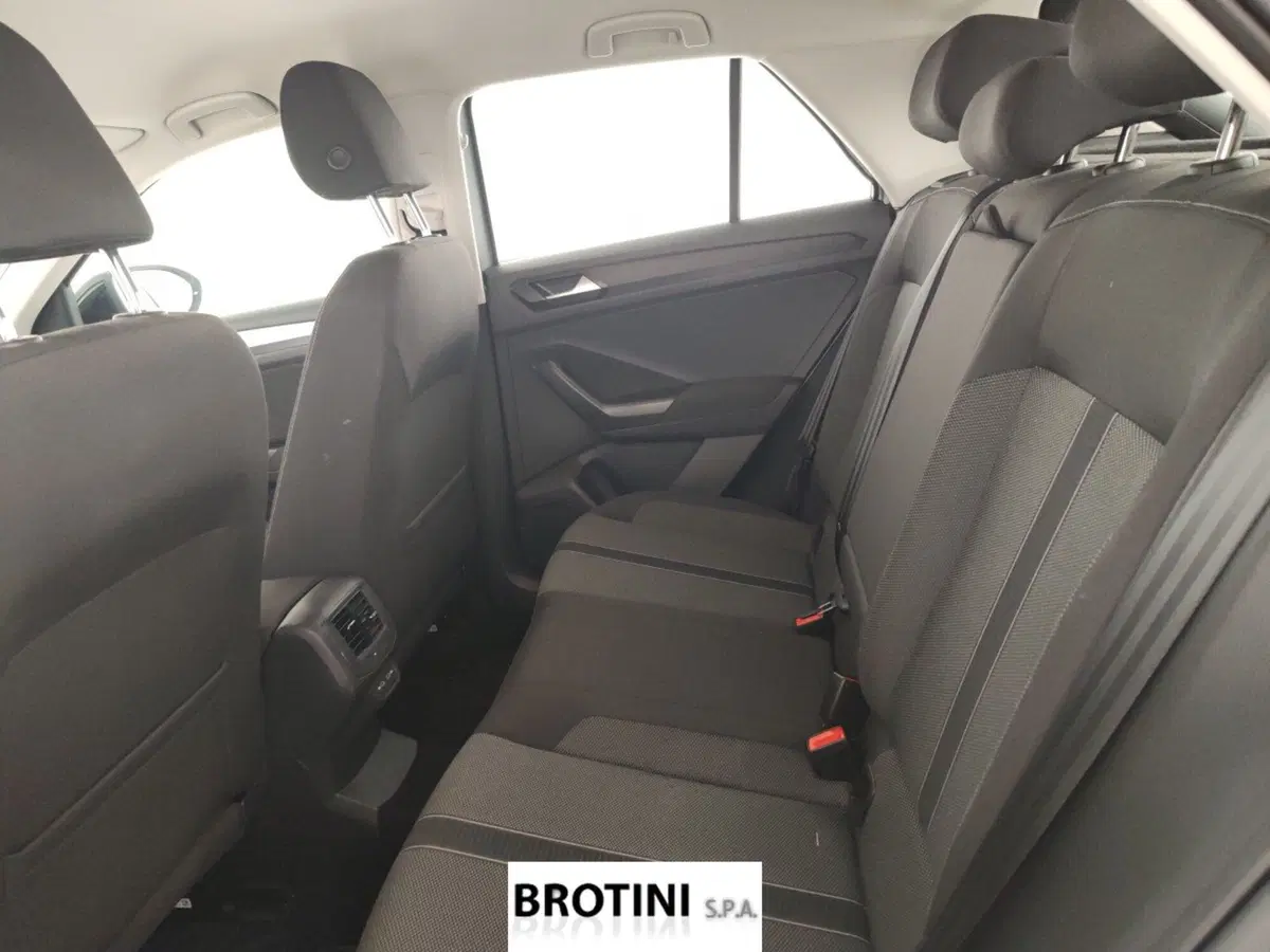 Volkswagen T-Roc usata a Massa-Carrara (10)