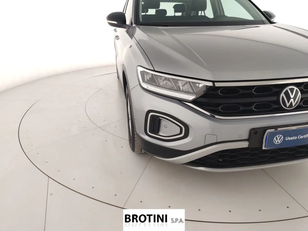 Volkswagen T-Roc usata a Massa-Carrara (5)