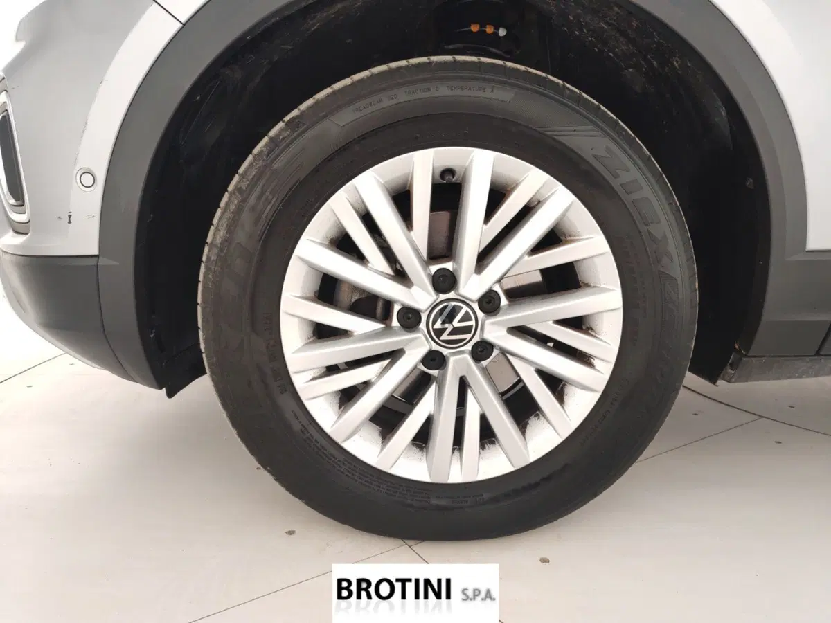 Volkswagen T-Roc usata a Massa-Carrara (6)