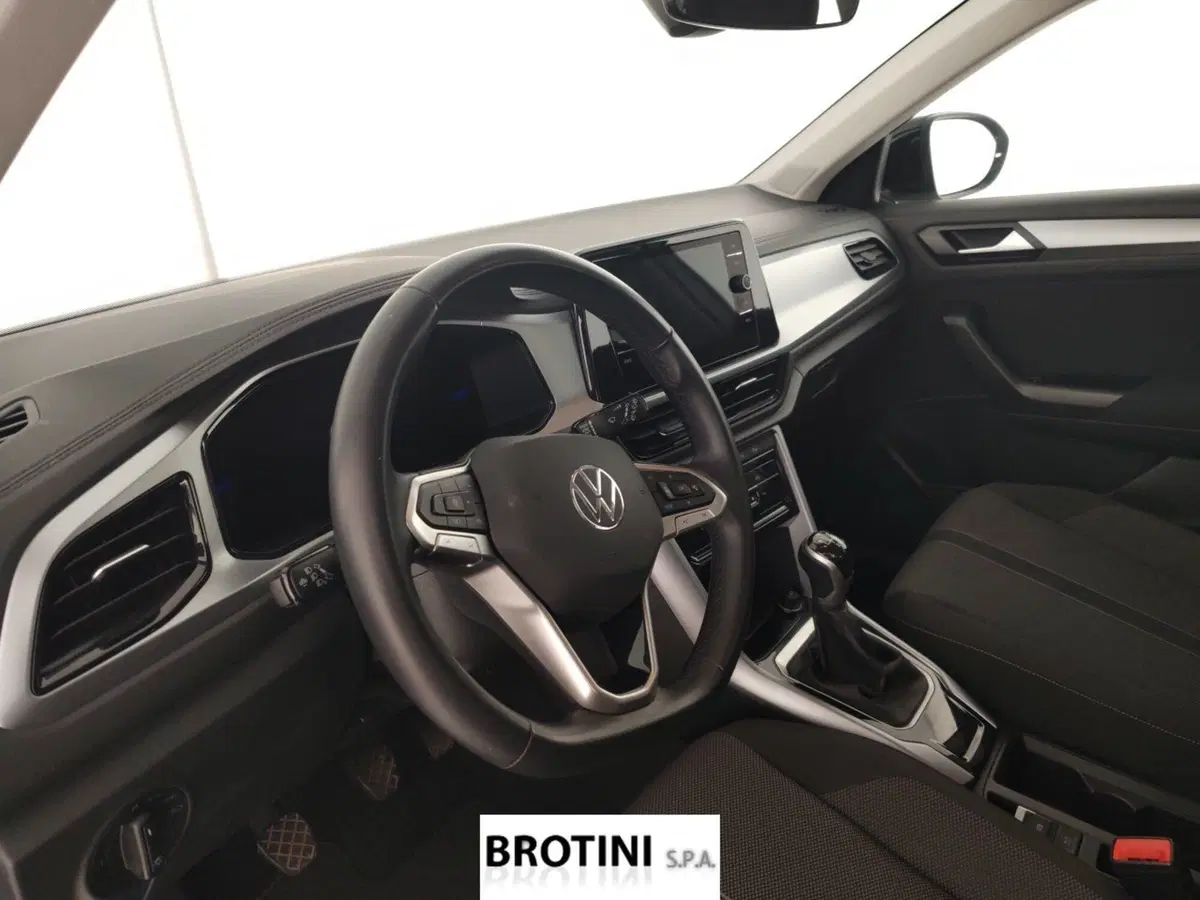 Volkswagen T-Roc usata a Massa-Carrara (8)