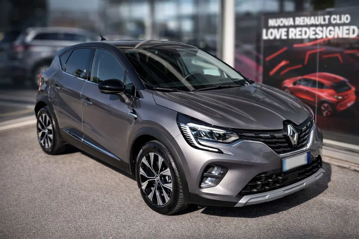 Renault Captur usata a Rimini (2)