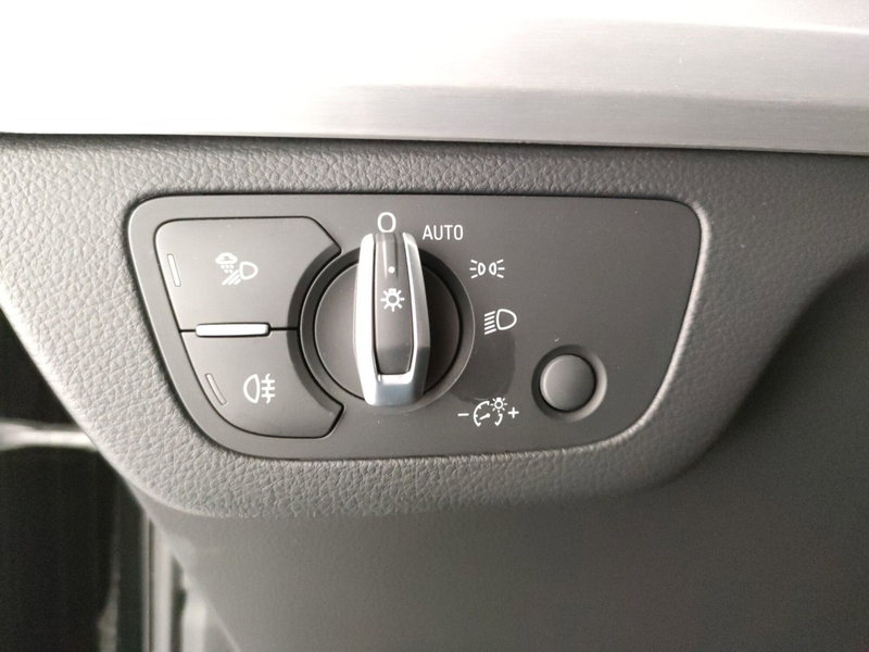 Audi Q5 Sportback usata a Napoli (15)