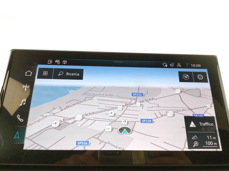 Audi Q5 Sportback usata a Napoli (18)