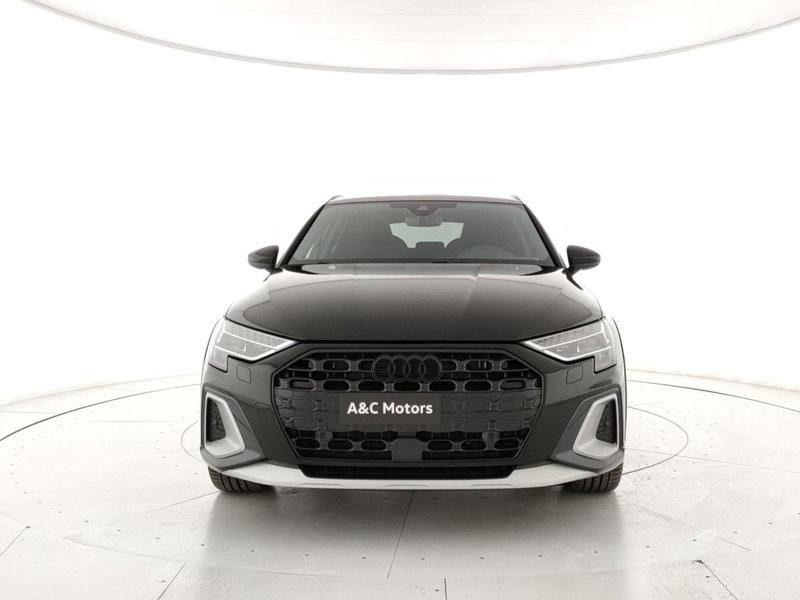 Audi A3 allstreet usata a Napoli (2)