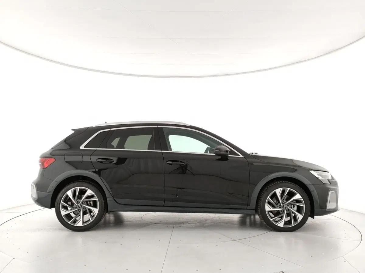 Audi A3 allstreet usata a Napoli (3)