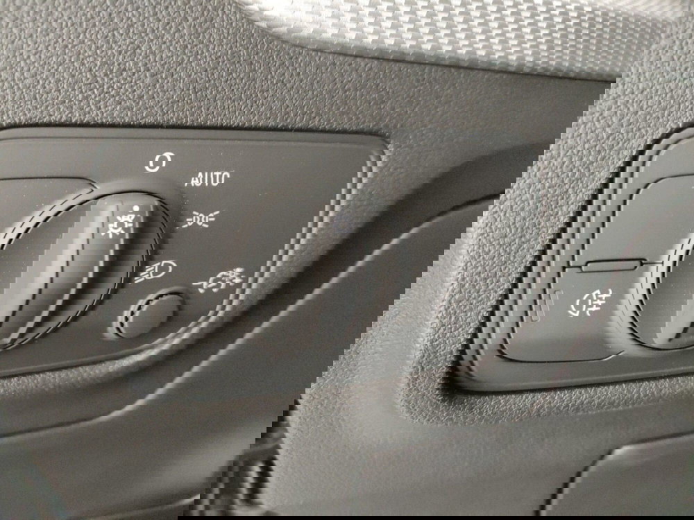 Audi Q2 usata a Napoli (12)