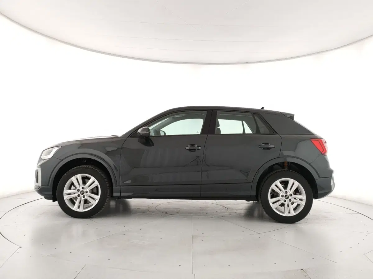 Audi Q2 usata a Napoli (2)