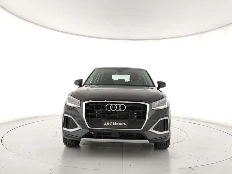 Audi Q2 usata a Napoli (4)