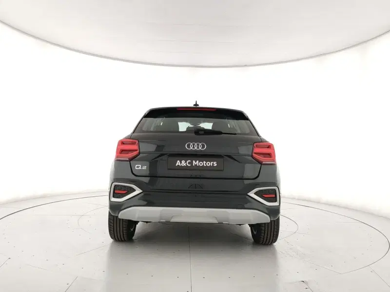 Audi Q2 usata a Napoli (5)