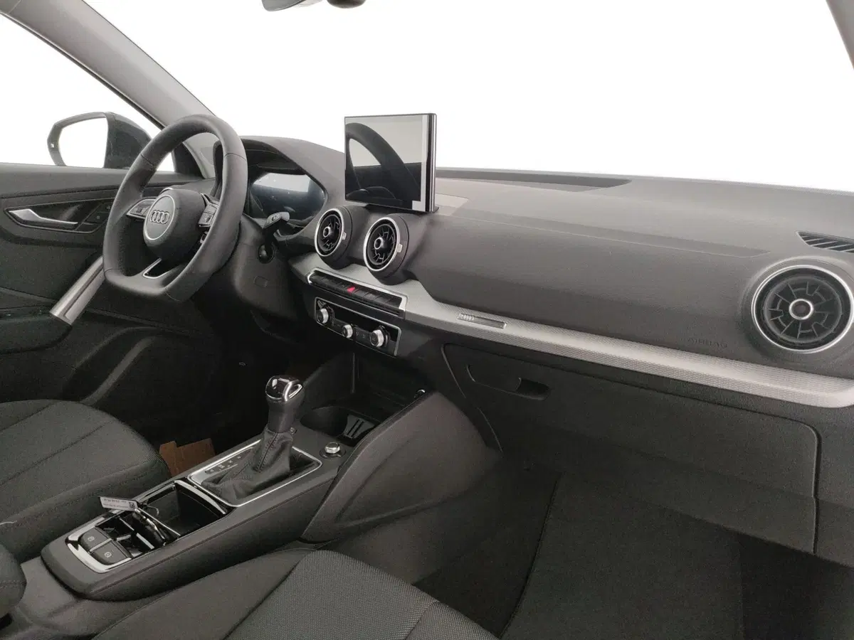 Audi Q2 usata a Napoli (7)