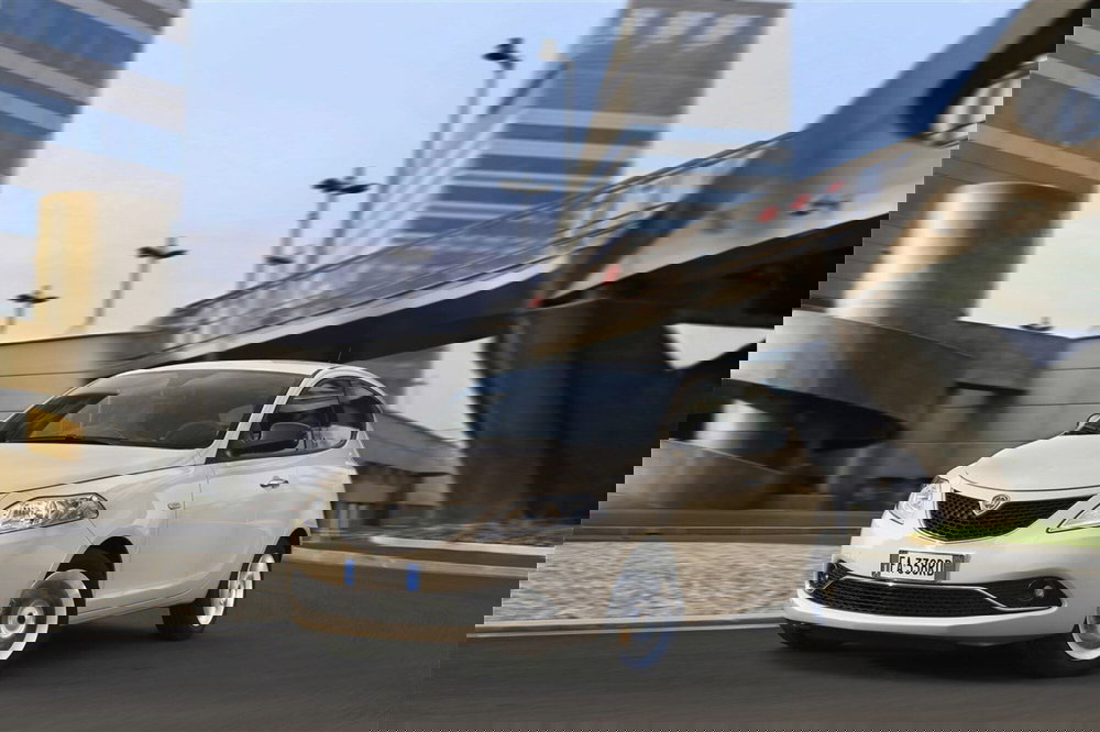 Lancia Ypsilon usata a Palermo (10)