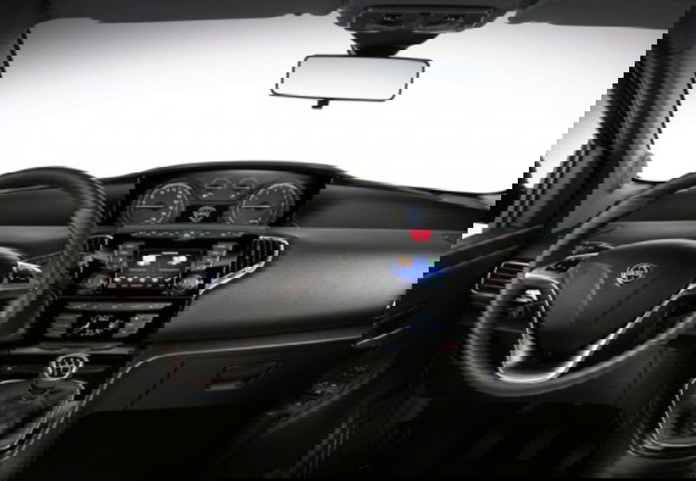 Lancia Ypsilon usata a Palermo (19)