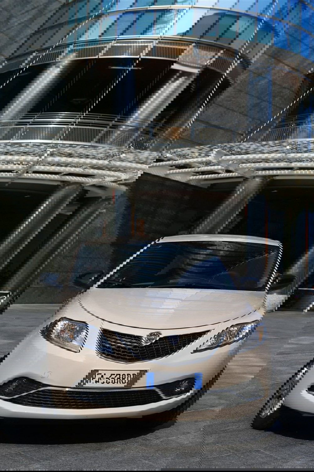 Lancia Ypsilon usata a Palermo (8)