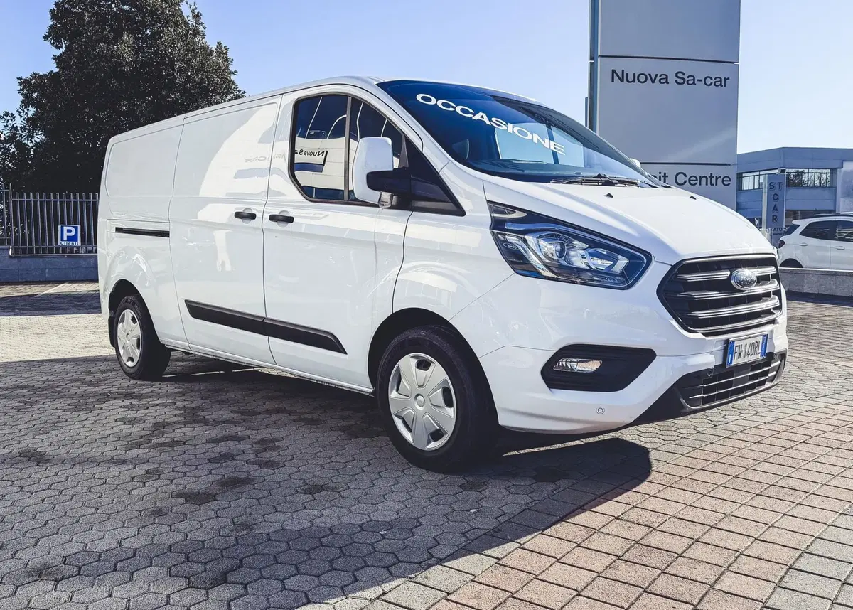 Ford Transit Custom Furgone usata a Vercelli (2)