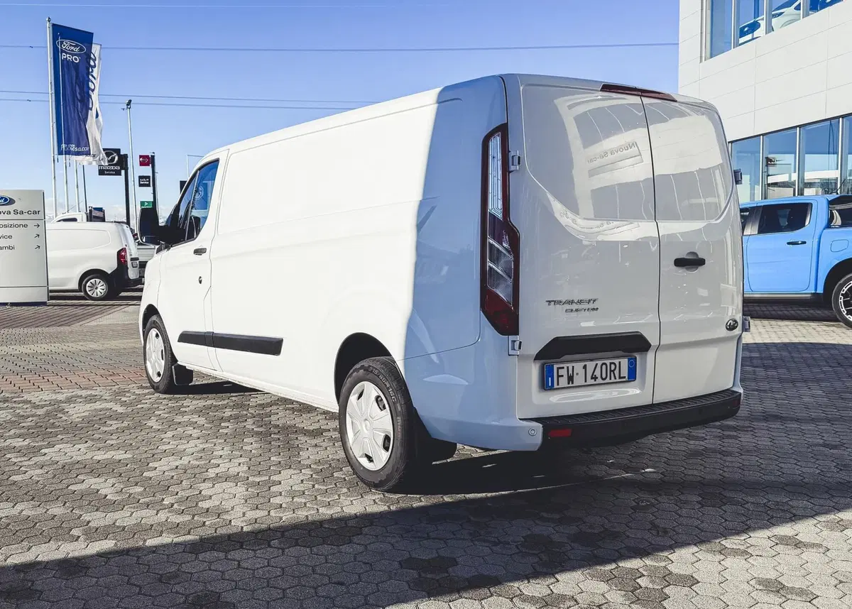 Ford Transit Custom Furgone usata a Vercelli (4)