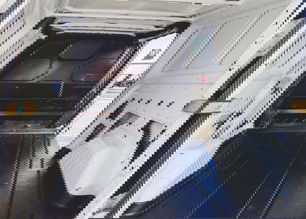 Ford Transit Custom Furgone usata a Vercelli (7)