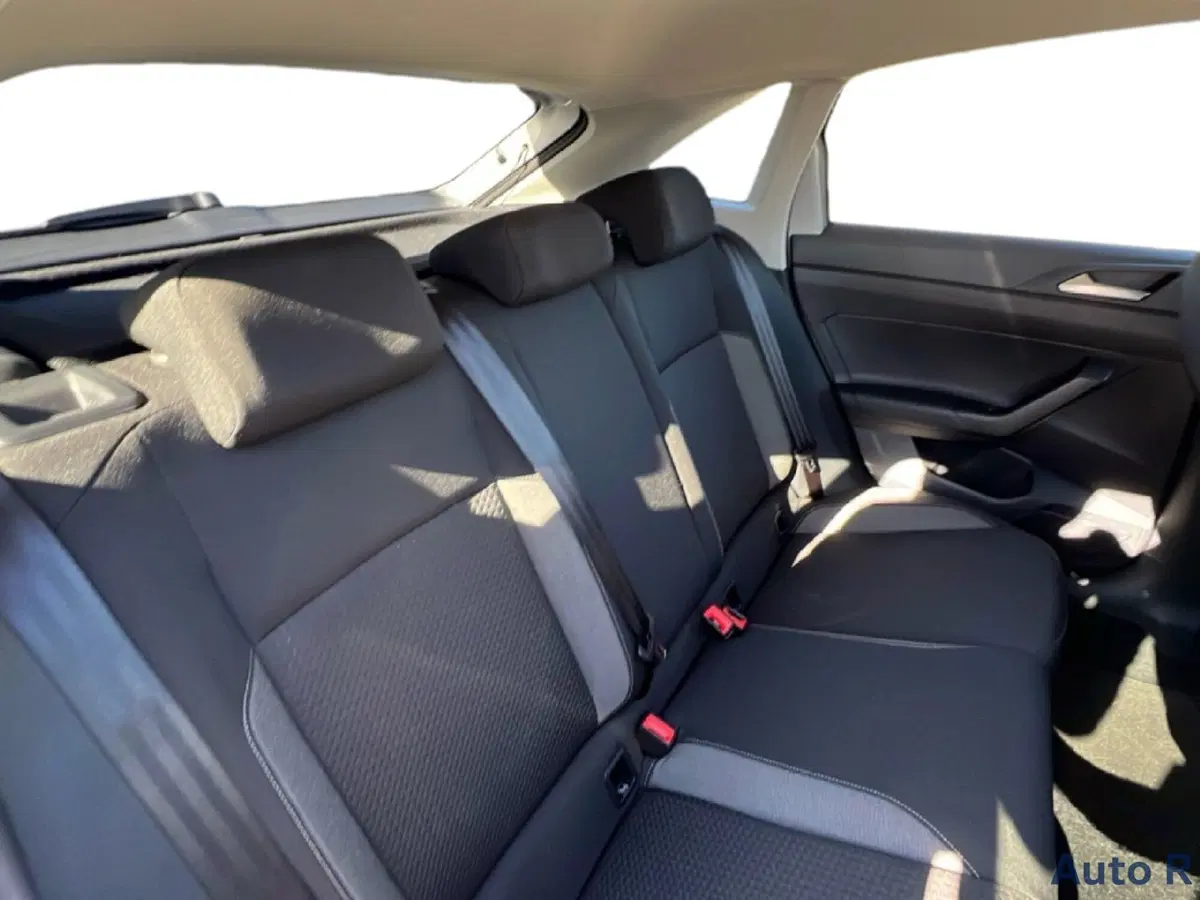 Volkswagen Taigo usata a Potenza (10)
