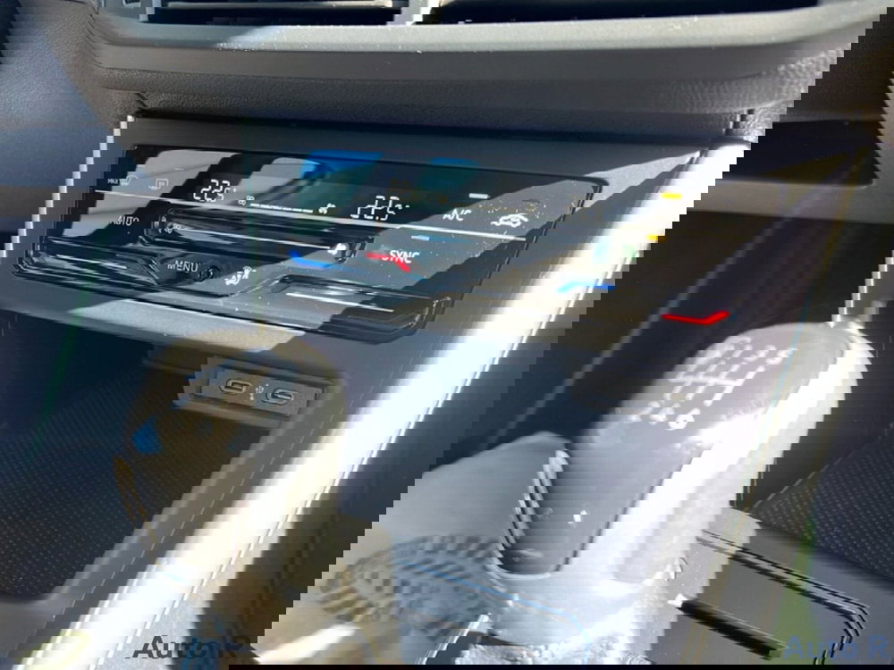 Volkswagen Taigo usata a Potenza (14)